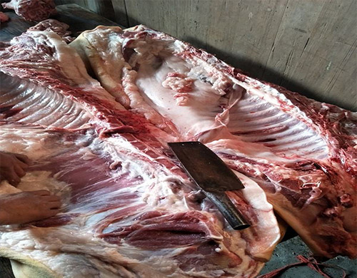 屠宰猪肉